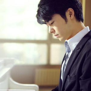 猎艳末日之乱婬后宫h
